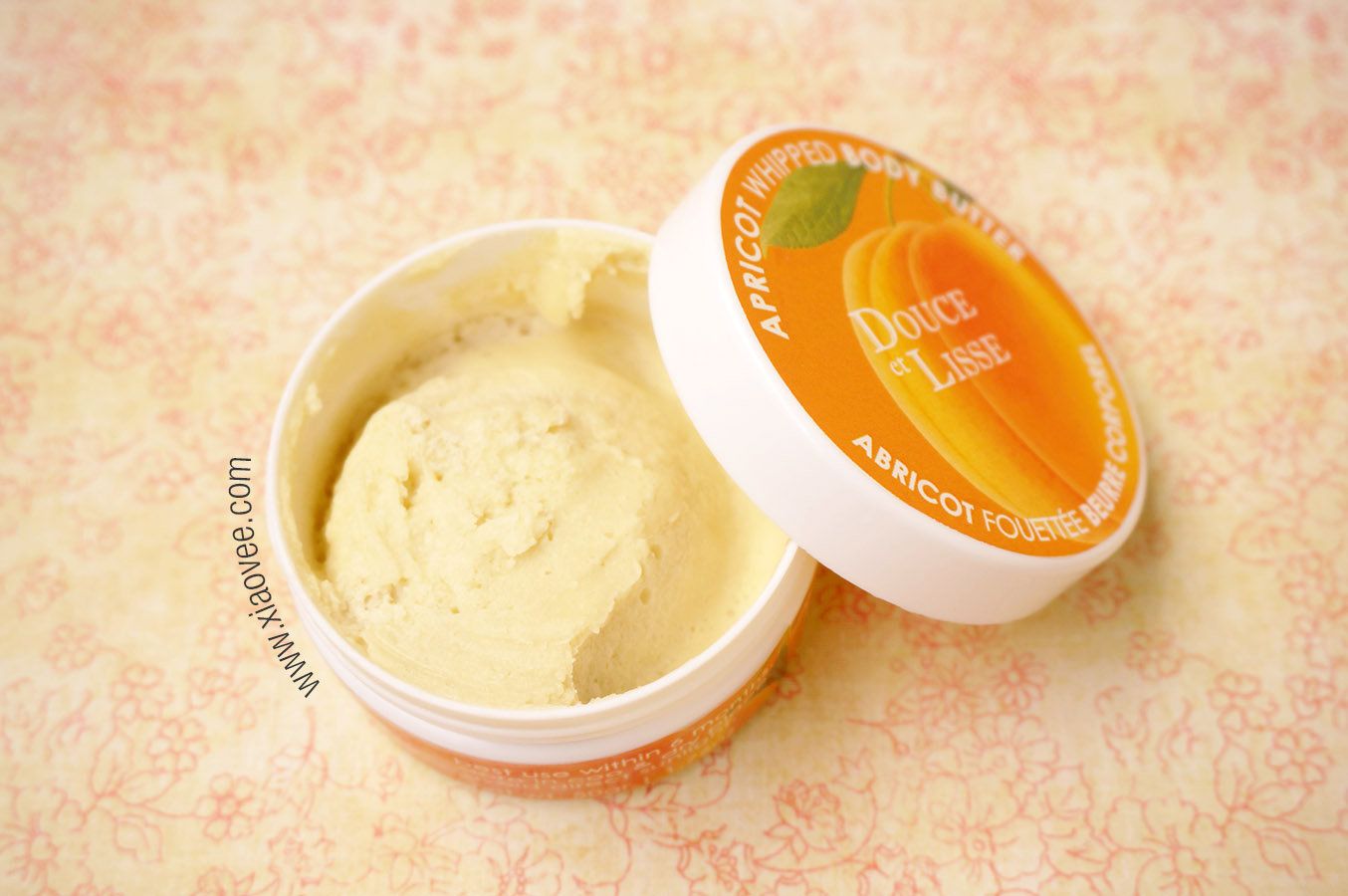 Douce et Lisse, whipped body butter in apricot