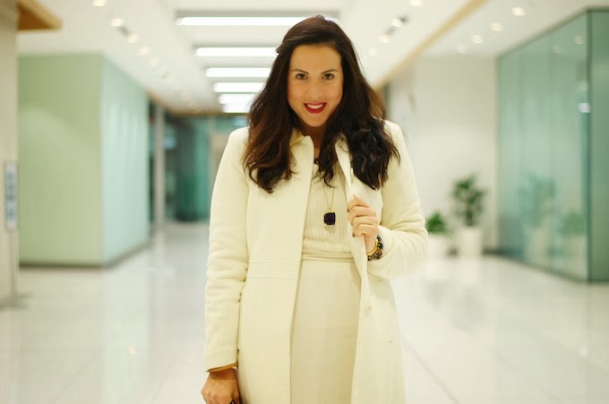 Winter white outfit pencil skirt and sweater