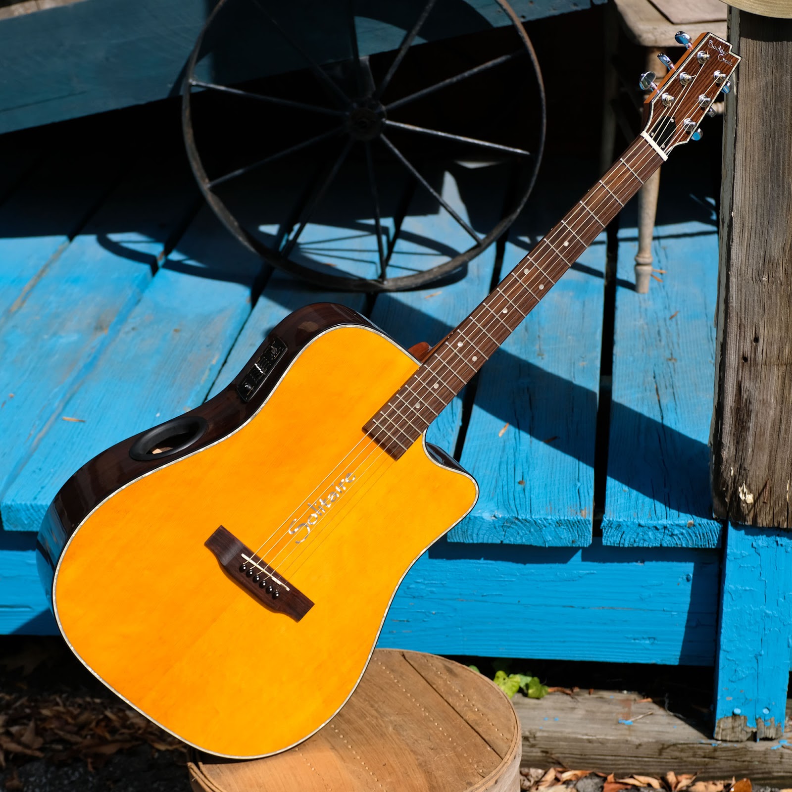 2011 Boulder Creek Solitaire ECR2V Acoustic/Electric Dreadnought Guitar