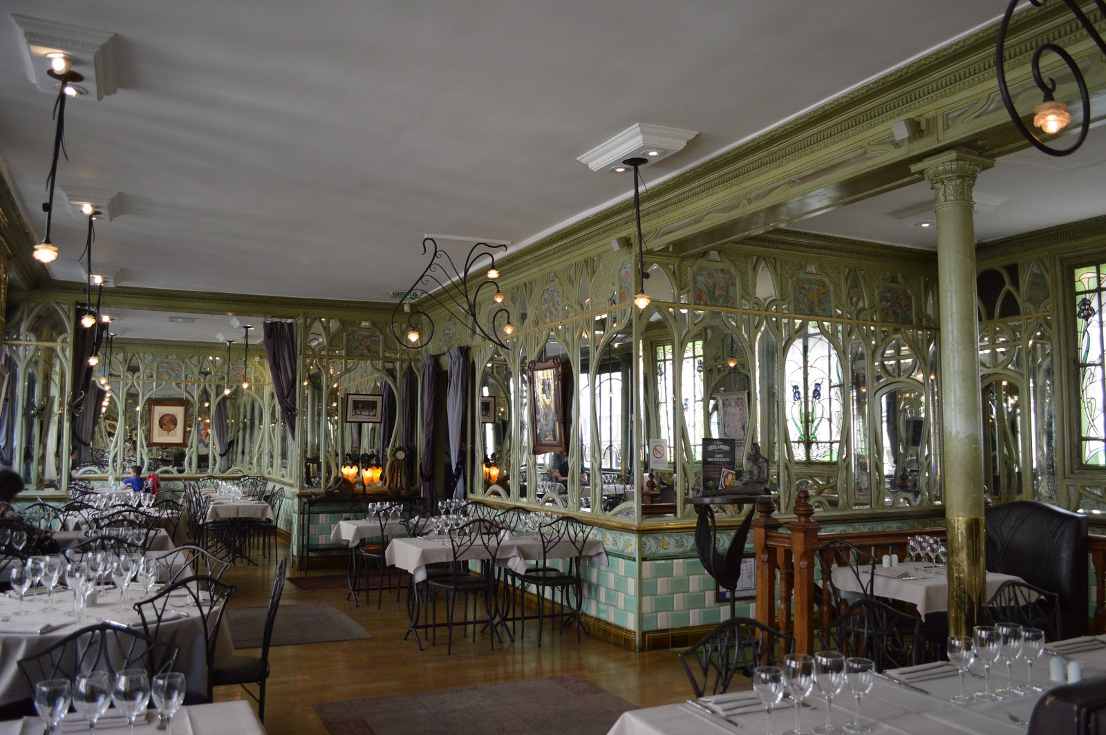 Le Bouillon Racine, un resto art nouveau au cœur de Paris My Travel Blog