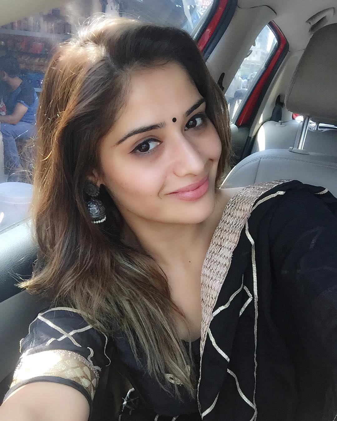 Waaris Fame Actress Arti Singh Hot Stills - Actress World