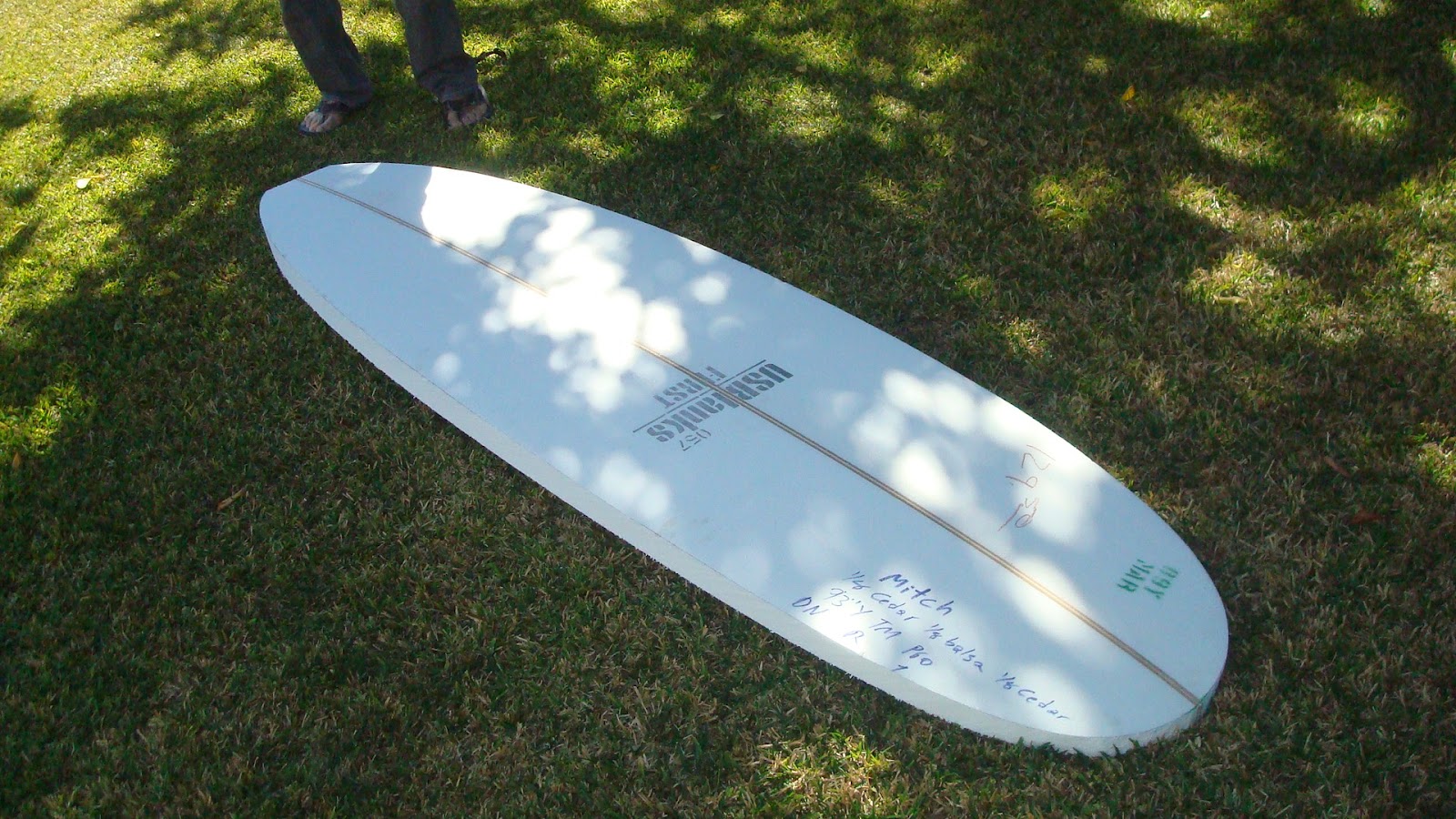 SUN DOLPHIN SURFBOARDS Master At Work (Terry Martin)
