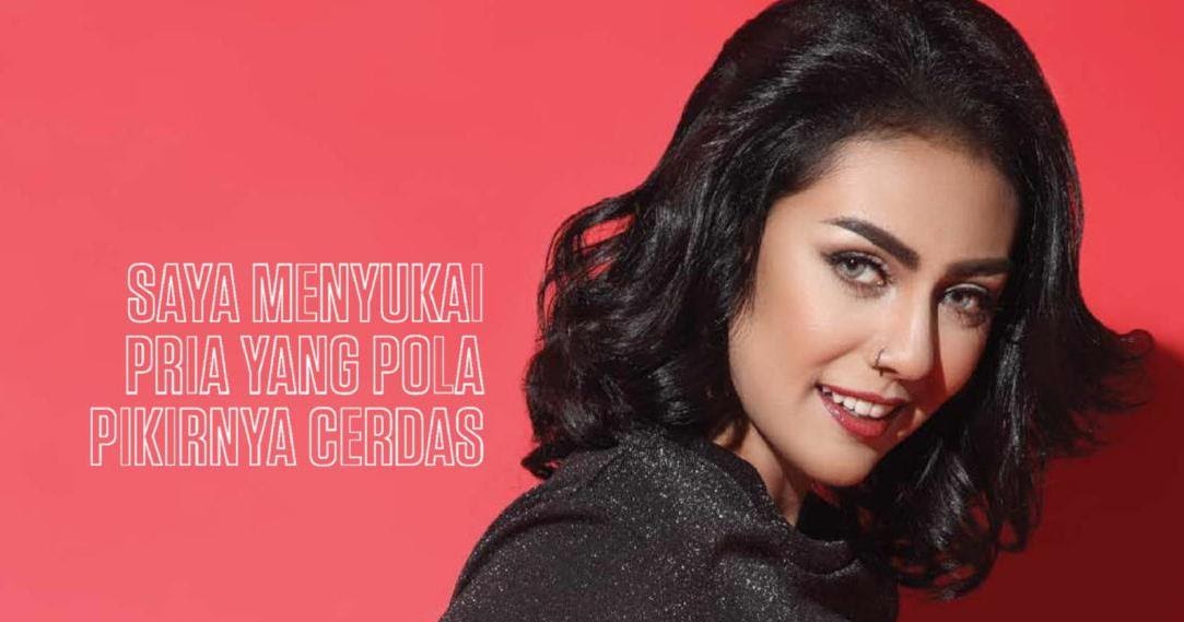 Models Lingerie Bikini : Galeri Foto Seksi Model Cantik DJ Sourra, FHM