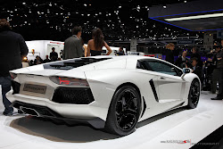 lamborghini aventador lp700 cars reventon roadster luxury wheels matt glossy finished engine matte kantri papa posted am lambocars complex