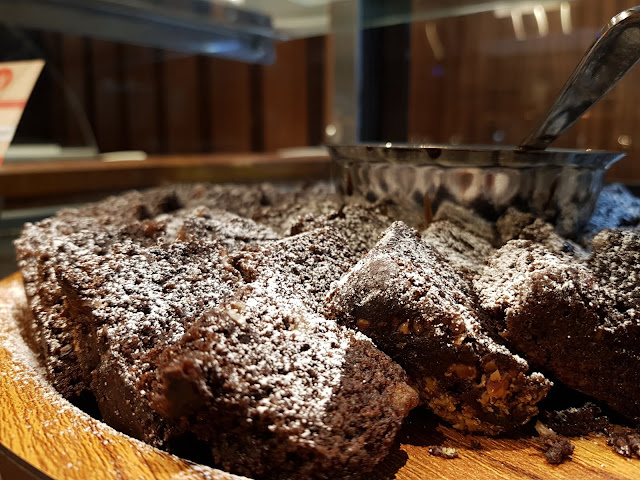 food blogger dubai barbeque nation indian barbecue brownie