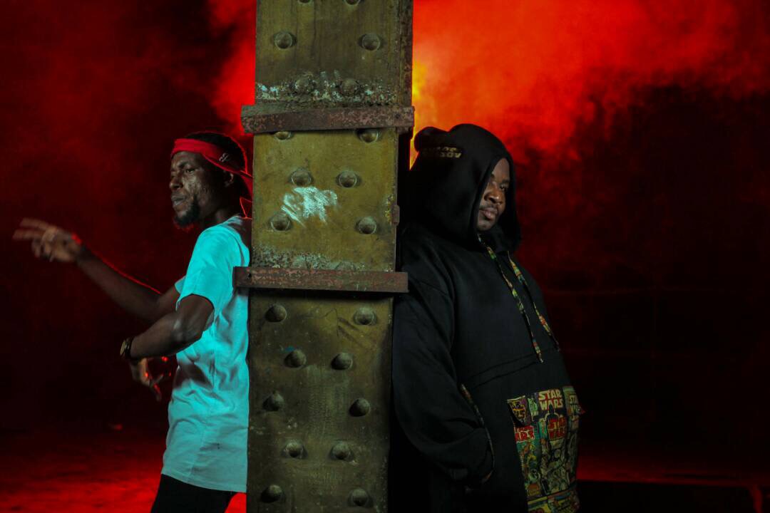 Dj Bobbi "Parka Dem" ft Mytee Lyon (Audio + video)