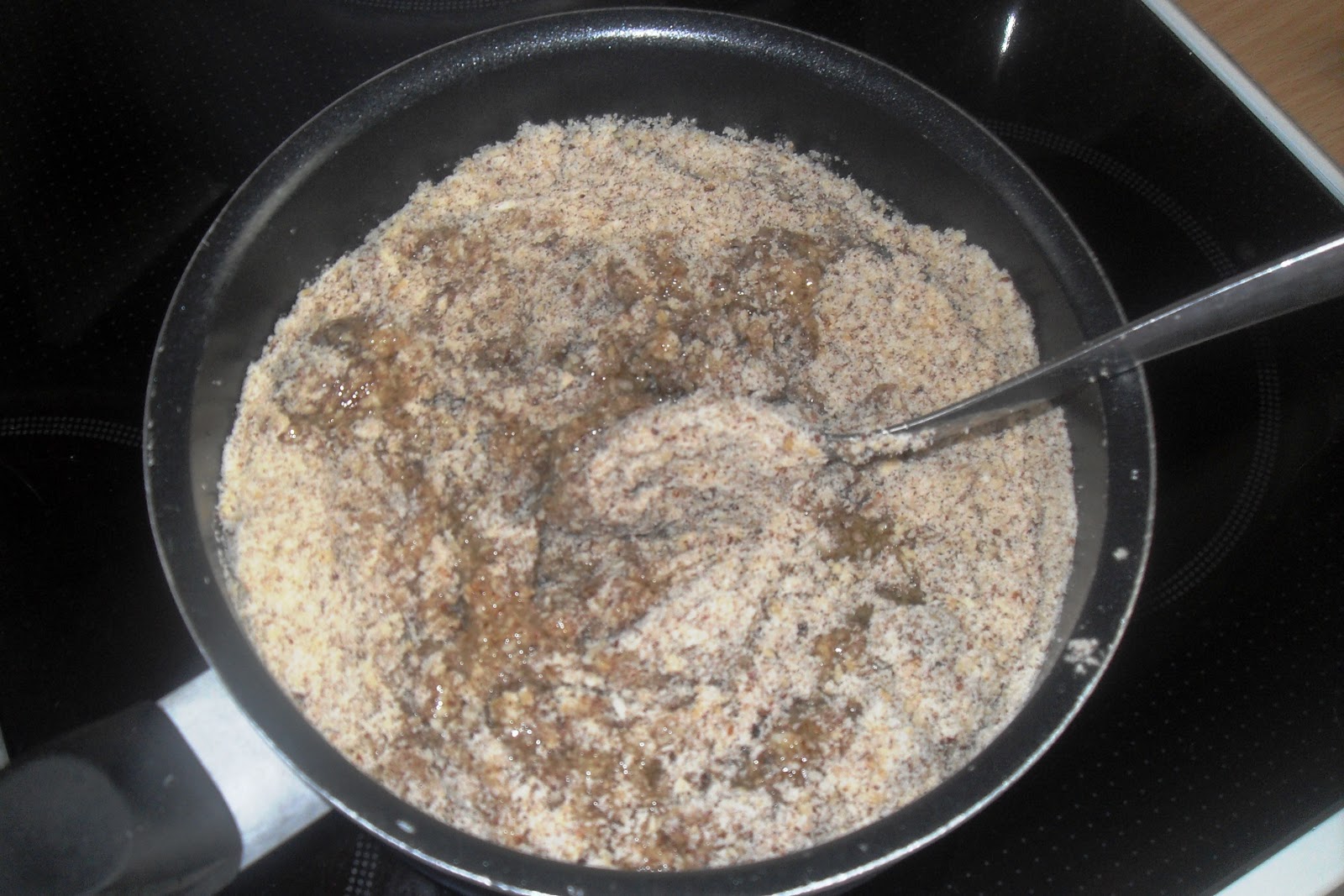 Sanna´s Hexenküche: Feine Nußecken