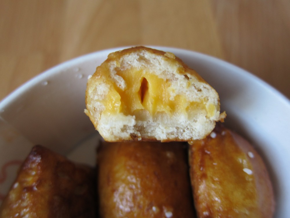 Review Arby's Auntie Anne's Cheddar Pretzel Nuggets