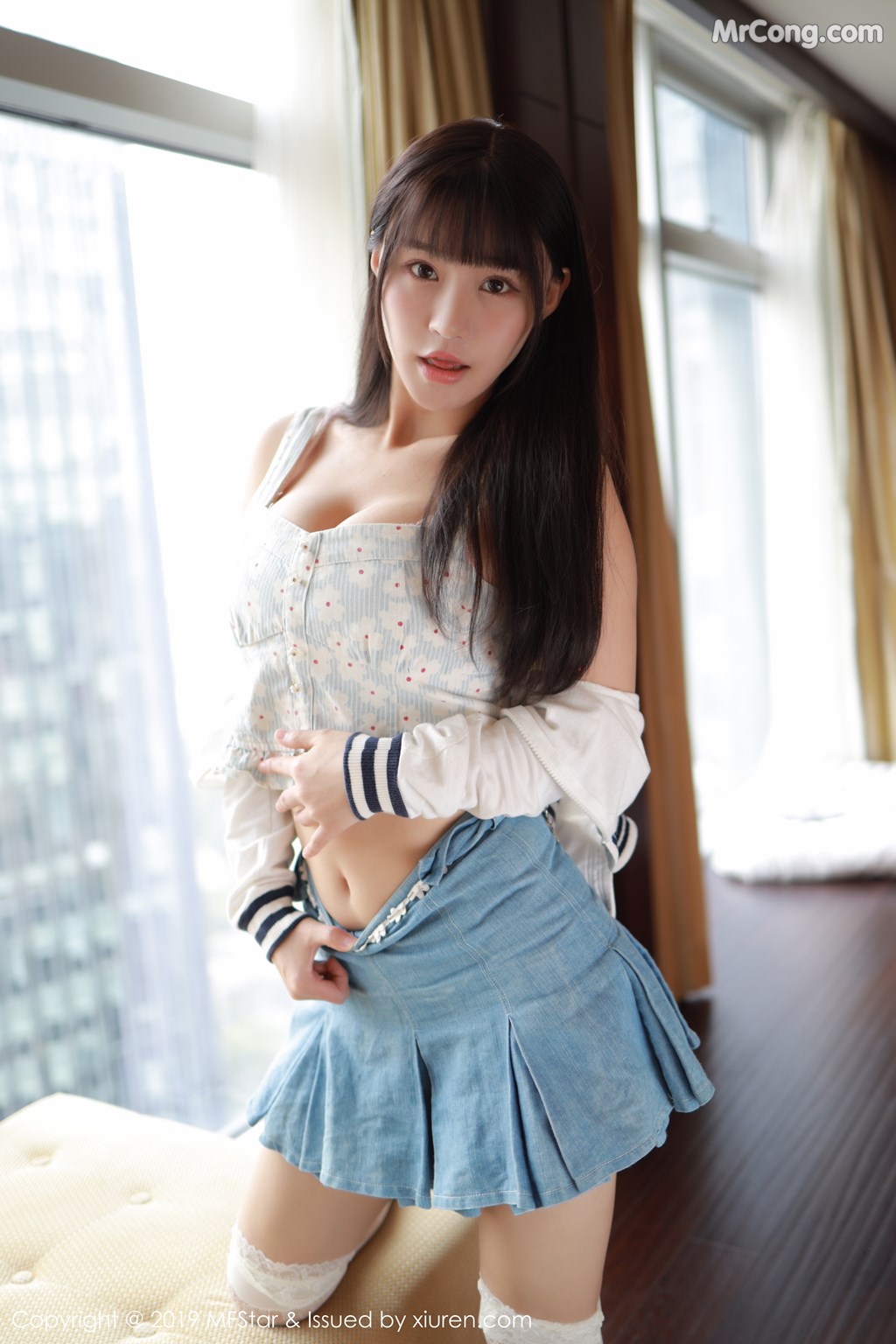 MFStar Vol.233: Zhu Ke Er (Flower 朱 可 儿) (78 pictures)