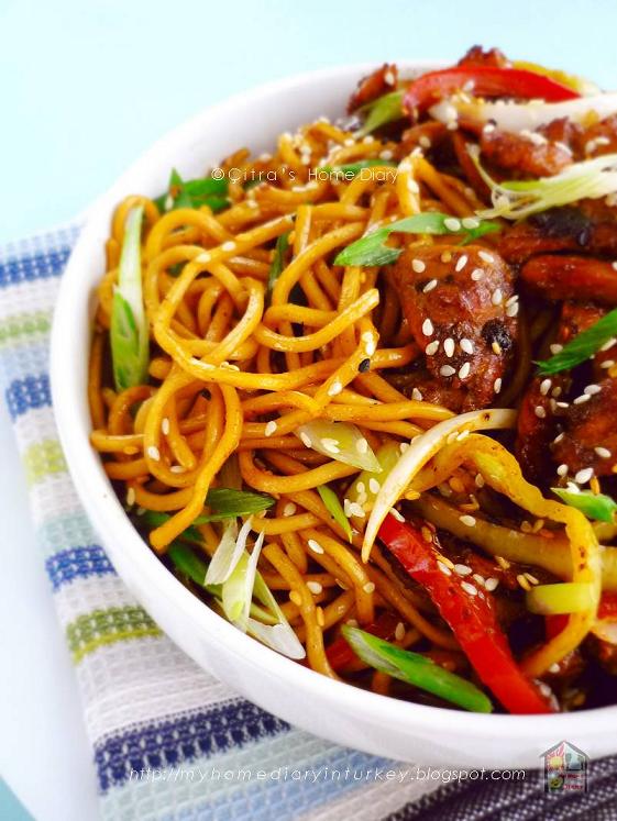 Citra's Home Diary Chicken/ beef teriyaki noodle bowl with homemade