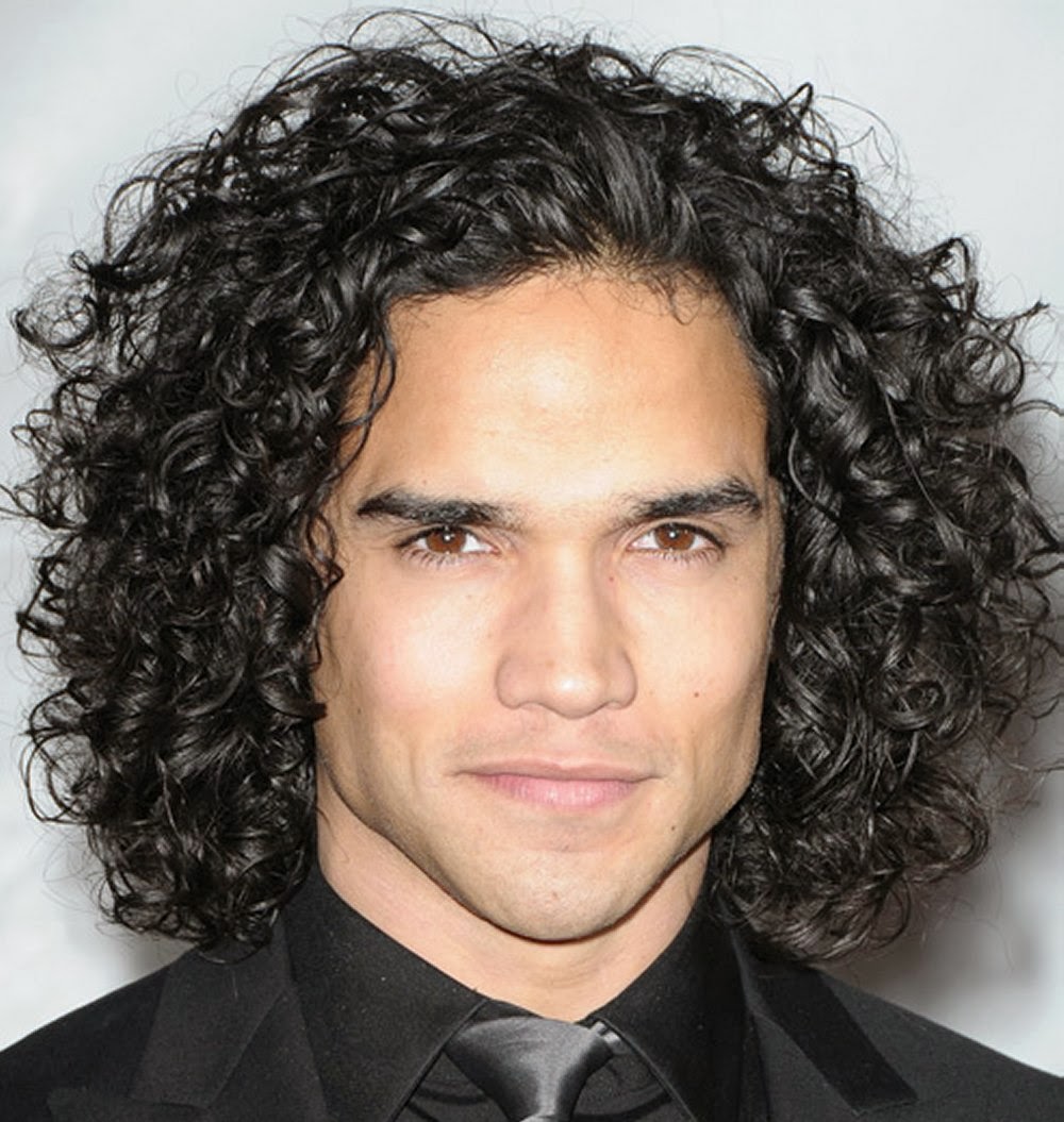 Short To Medium Trends Hairstyles For Men All The Latest Hair Styles  Short To Medium Trends Hairstyles For Men All The Latest Hair Styles