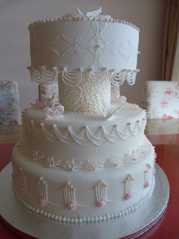 Cake Design by Pastanur: PME course Royal Icing & Piping
