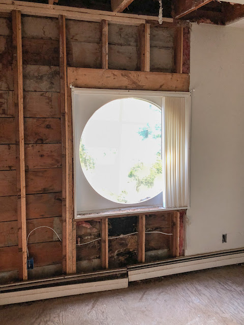 SoPo Cottage: For the Love of a Bubble Window - But Don't Try This at Home