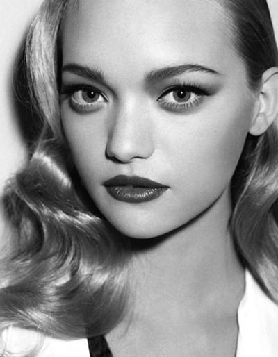 [Image: wordless-wednesday-gemma-ward-L-yB9m9N.jpeg]