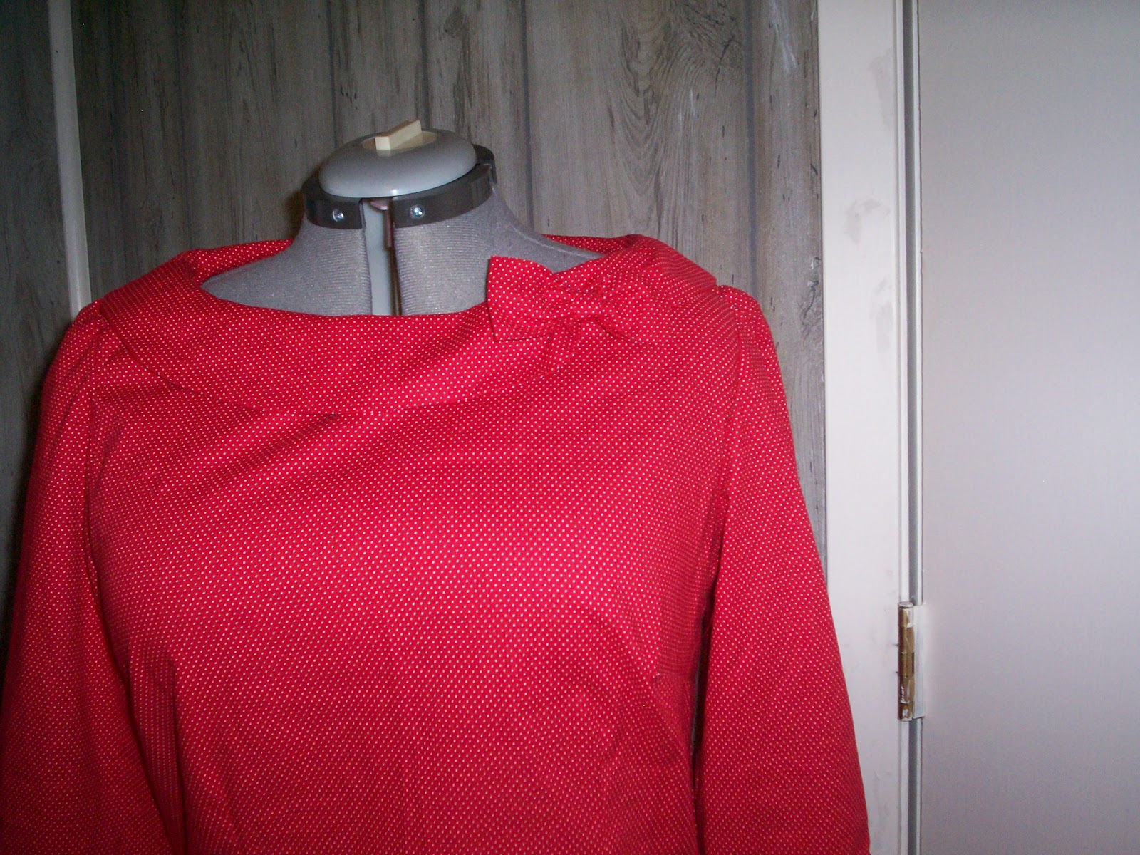 Sew Blessed Maw: Red & White Polka Dot Blouse- New Look 6808