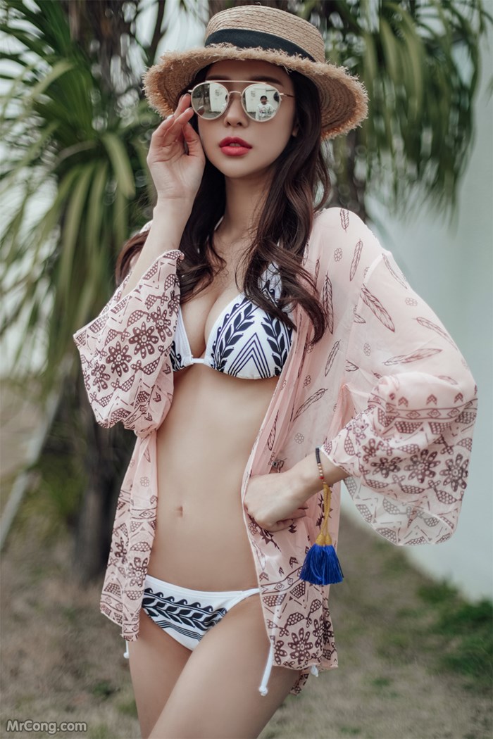 Beautiful Park Da Hyun in sexy lingerie fashion bikini, April 2017 (220 photos) photo 10-4