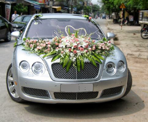 Dịch vụ cho thuê xe hoa , xe đám cưới Bentley tại hà nội