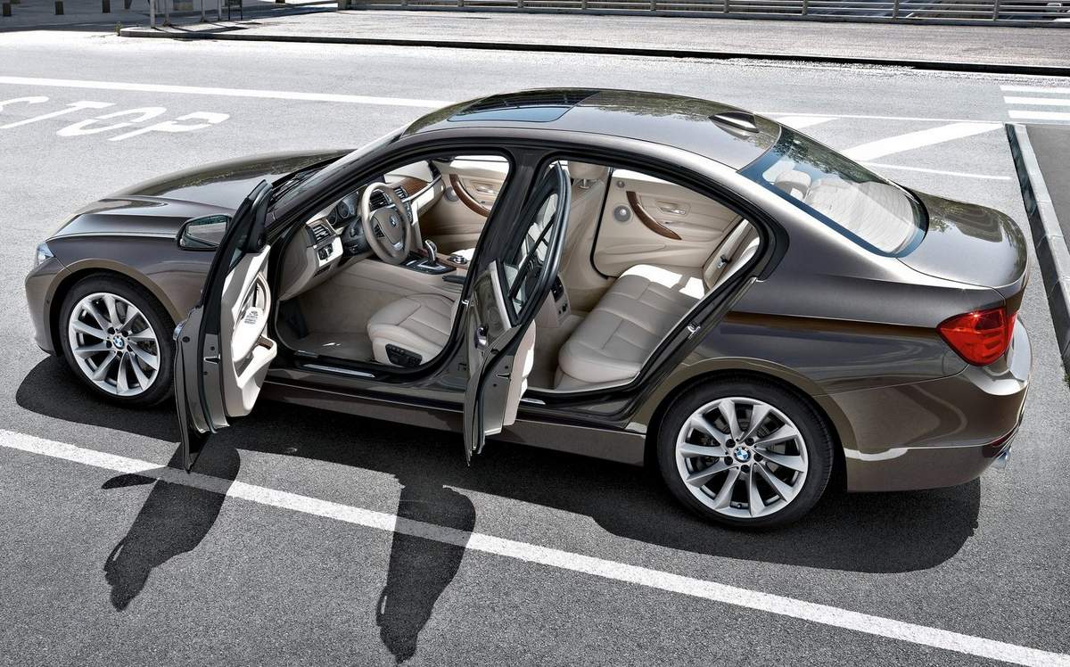 BMW Série 3 2013 - interior