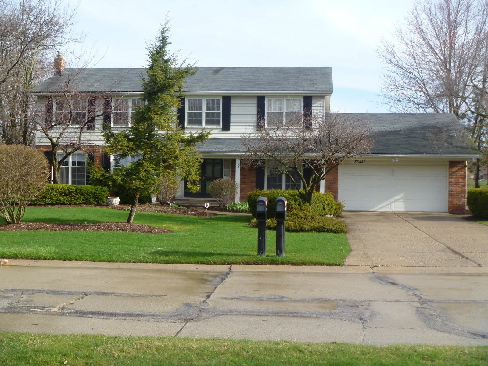 Homes for Sale in Farmington Hills MI Blog Subdivision Three Oaks