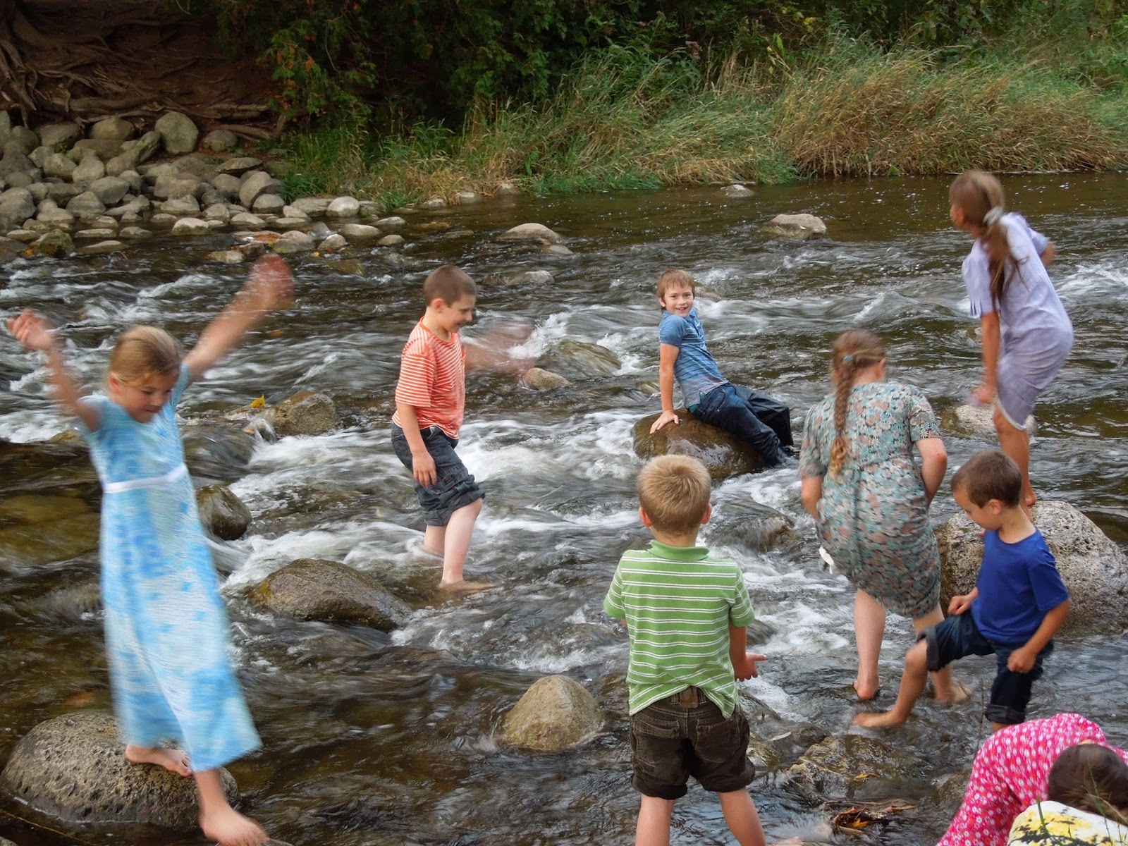 Dani's Daily Thousand Thanksgiving Hike Theme Pic 7