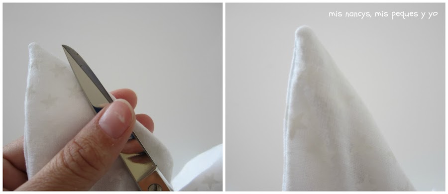 mis nancys, mis peques y yo, tutorial DIY cojín con forma de estrella de Navidad, sacar esquinas