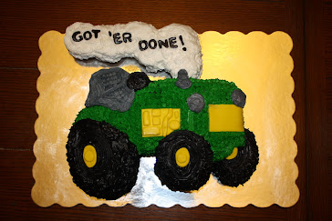 Tractor Grad Cake