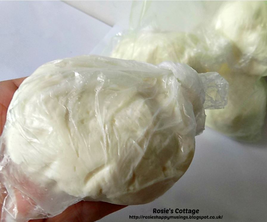 Rosie's Cottage How To Grate Mozzarella Cheese For Perfect Pizza Topping