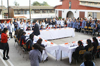 FOTOS  DE LA SIMULTÁNEA DE GM MOROVIC EN LICEO NSP Lunes 26 sep.2011