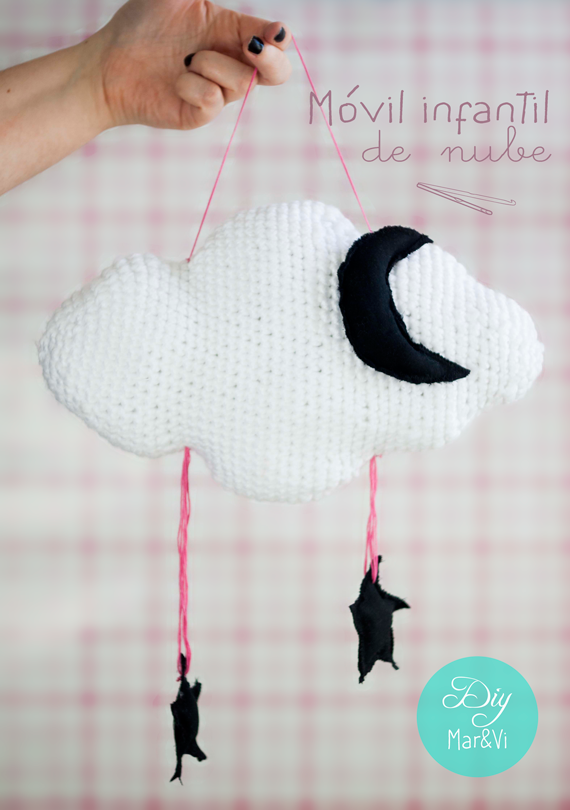 Móvil infantil de nube