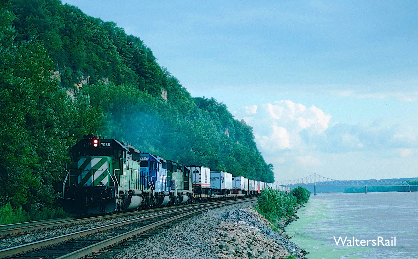 WaltersRail Burlington Northern Blues (and Greens)
