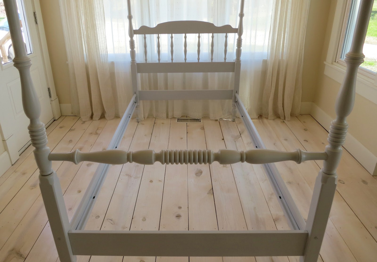 The Cottager Vintage Ethan Allen Twin Bed Frame...