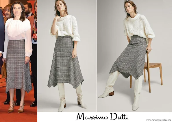 Queen Letizia wore MASSIMO DUTTI Pointed check wool skirt