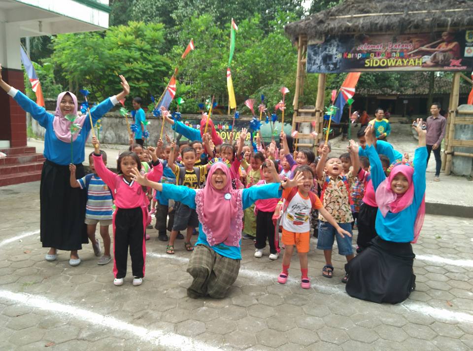 Cara Melestarikan Permainan Tradisional
