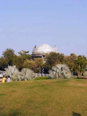 What to see in Hyderabad India: broken dome at NTR Garden