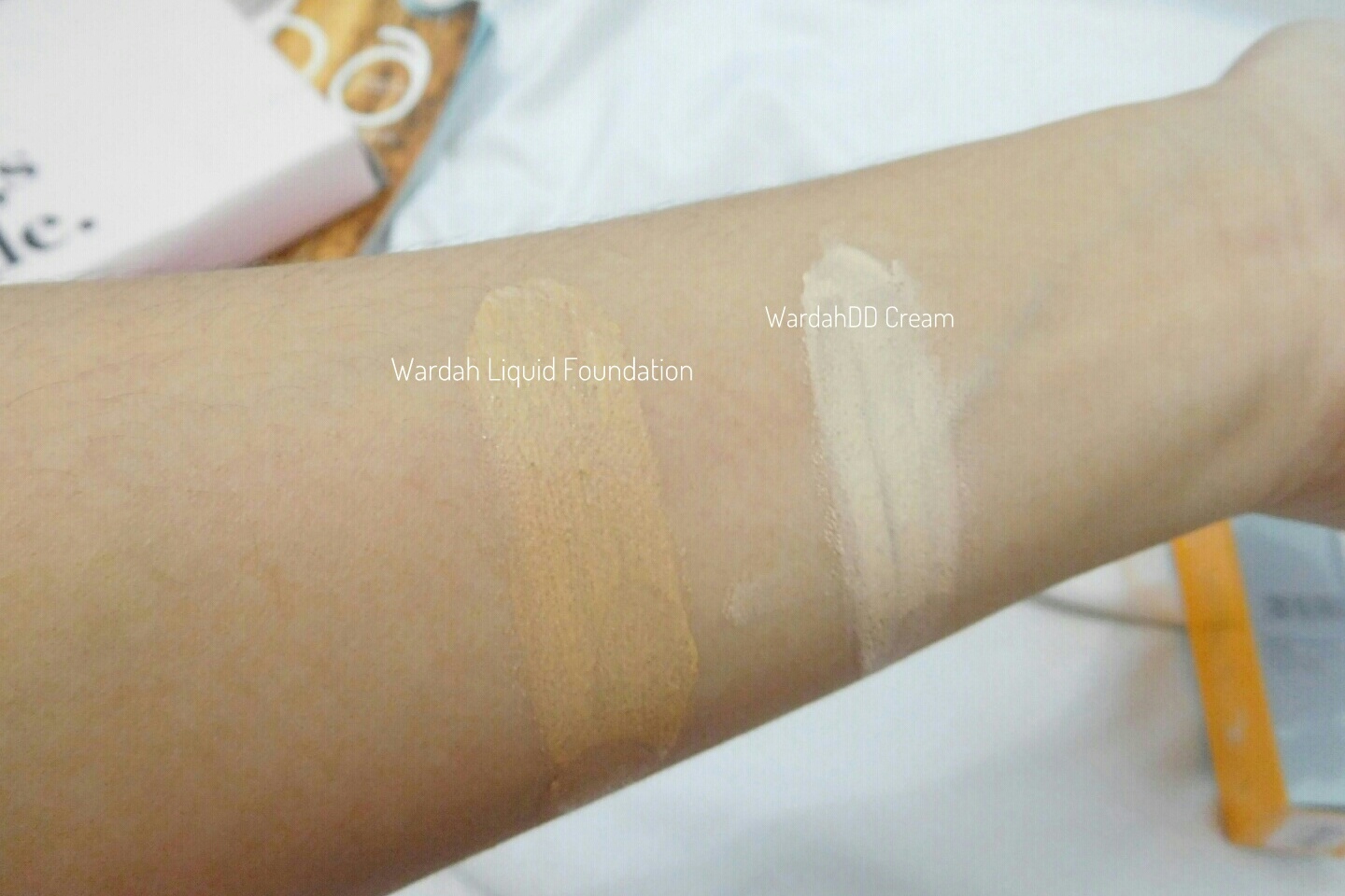Review Wardah Luminous Liquid Foundation VS Wardah DD Cream