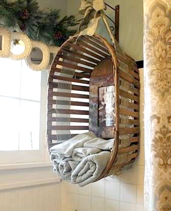 Unusual DIY Shelves · Cozy Little House