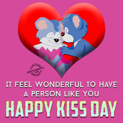 Happy Kiss Day GIF Images for Facebook