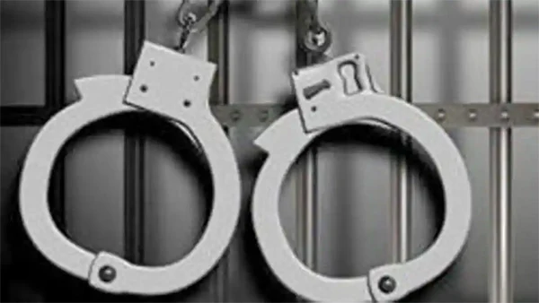 News, Kerala, Theft, Police, Arrest, Police Station, Robbers locked up in Kunnumpuram church in Changanassery: Inter-state robbers arrested