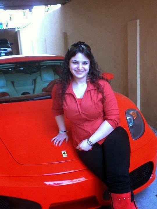 Beautyful Girls Dressing Makeup Girls Fashion Beautiful girl wear red