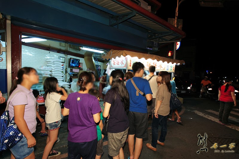 宜蘭東門夜市|嘟好燒|搖搖冰|東門臭豆腐|一串心|正老元香牛舌餅|龍鳳腿