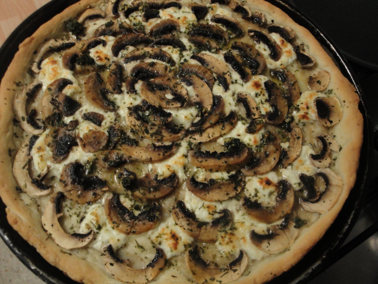 Cucinare in famiglia: Pizza con Funghi Champignons