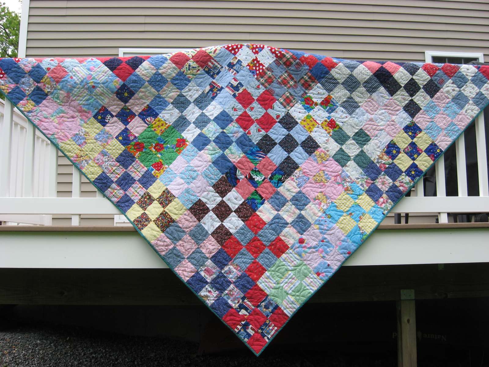 Hooked on Needles: Scrap Quilt ~ Another Longtime WIP Finished!