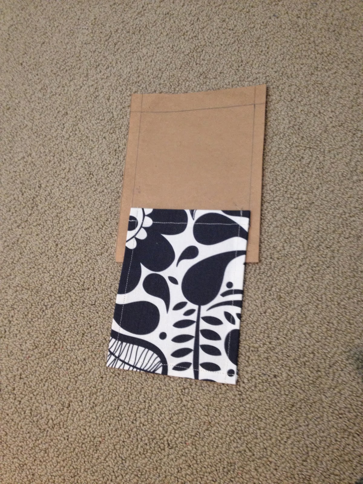 TwoCreativeWomen How to make a reversible hobo bag