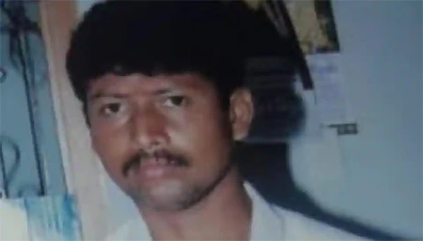 Tamil Nadu man caught eating human flesh in crematorium, sent to mental asylum, Crime, Criminal Case, Arrested, Police, Dead Body, National