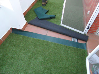 Mis enredos, pensamientos y actividades: Instalación de césped