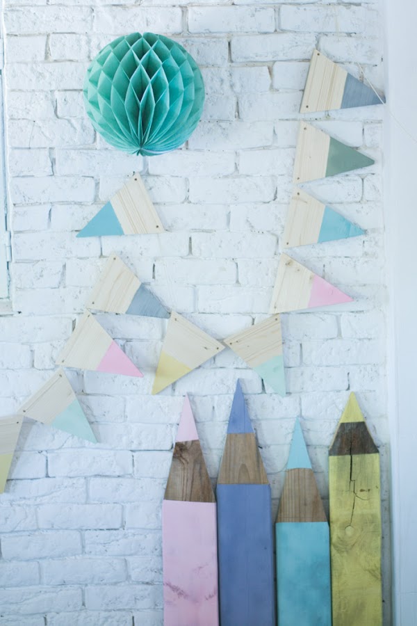 Guirnalda de banderines de madera DIY