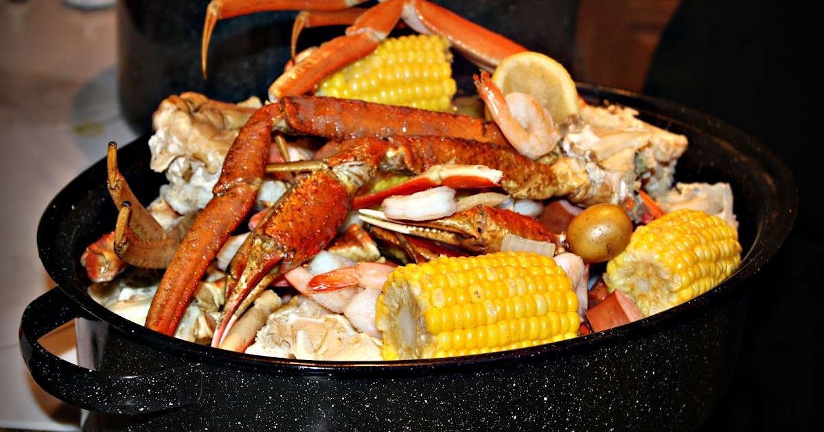 Delicious Crab legs and Seafood