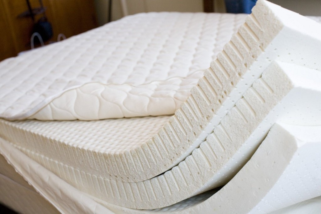 benefits of sleeping on a hard mattress