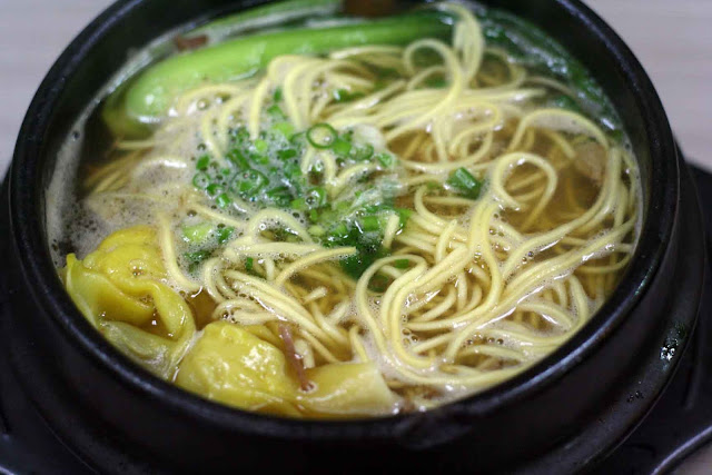 beef noodle soup hot pot
