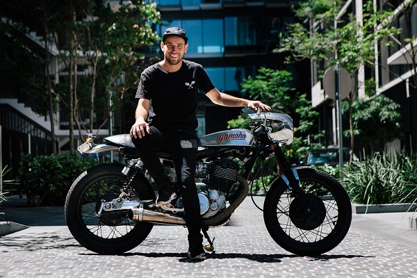 Yamaha SR400 độ Cafe Racer kiểu thập niên 70 Yamaha SR400 độ Cafe Racer kiểu thập niên 70